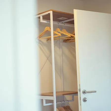 Leonart Living 51 Apartment *